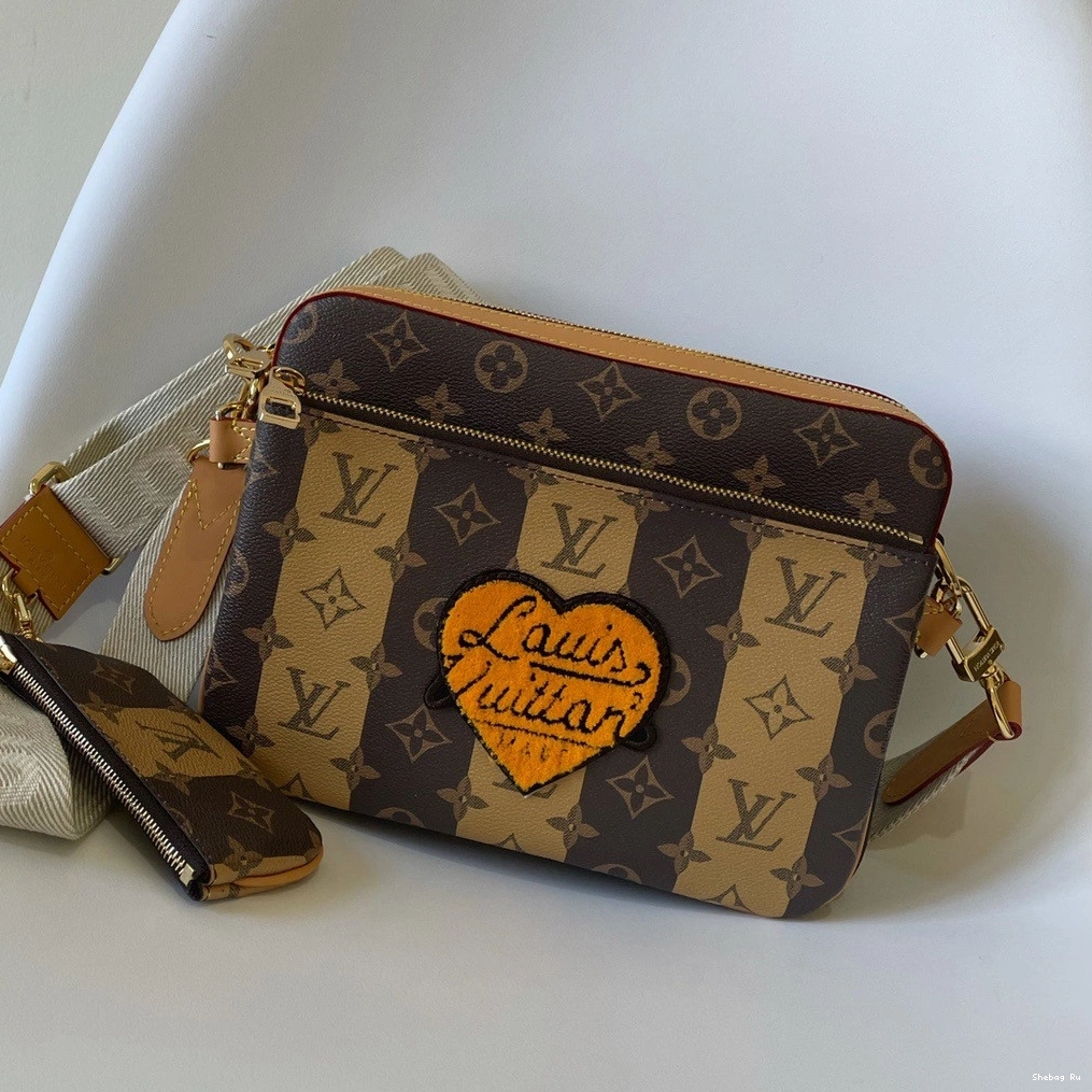 LOUIS VUITTON MESSENGER TRIO 0726